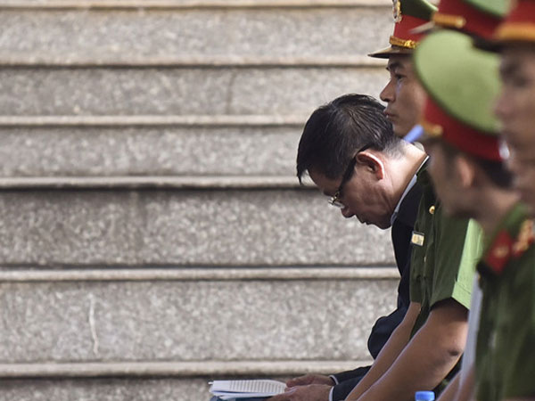 Trùm đường dây đánh bạc nghìn tỷ rửa tiền qua dự án BOT Trùm đường dây đánh bạc nghìn tỷ rửa tiền qua dự án BOT