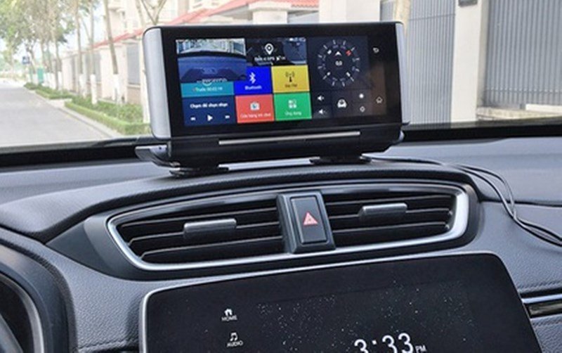 Những phụ kiện ô tô tiền mất, tật mang nên tránh