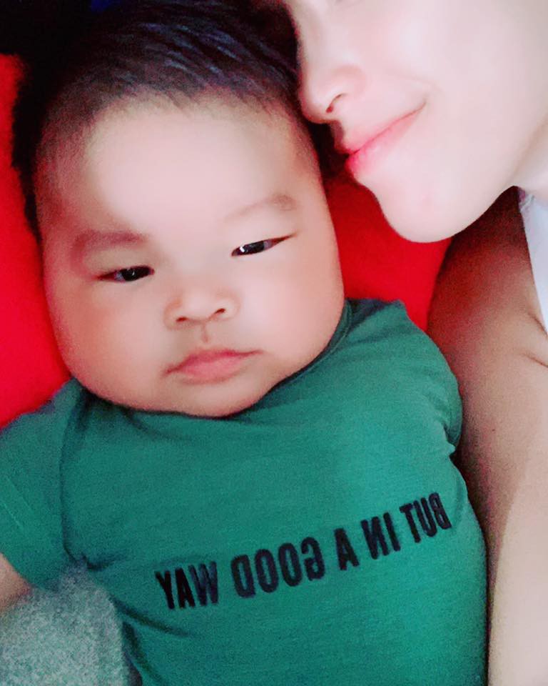 Hải Băng tiếp tục mang thai khi chỉ vừa mới sinh con được 3 tháng