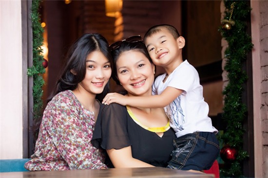 Con gái nữ hoàng cởi Kiều Trinh - Thanh Tú: Đến với nghệ thuật vì miếng cơm manh áo, vượt trầm cảm và nỗi ân hận lớn nhất đời