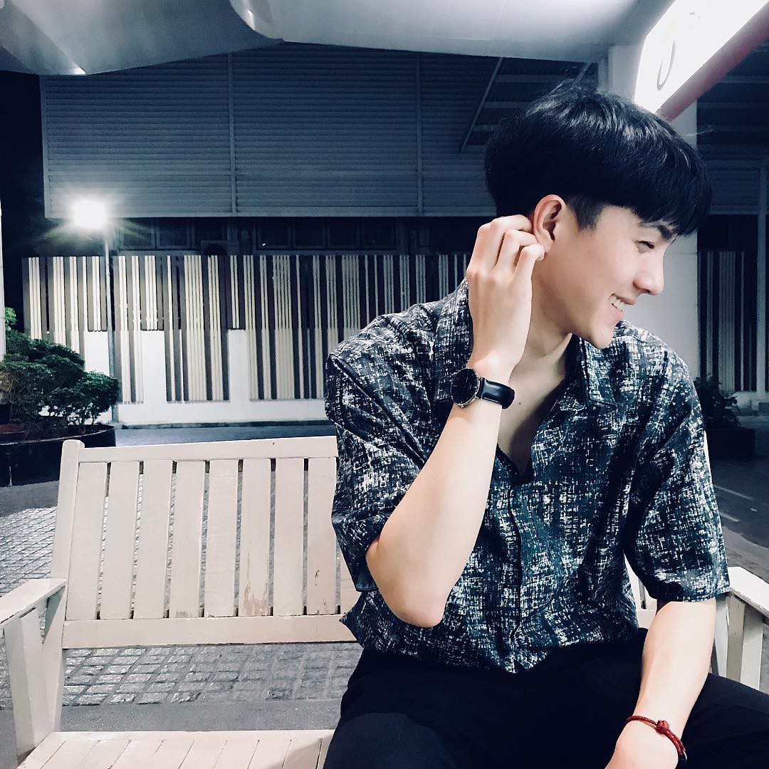 Nam tiếp viên hàng không Thái Lan được dân mạng Việt săn lùng vì ảnh thẻ quá đẹp trai