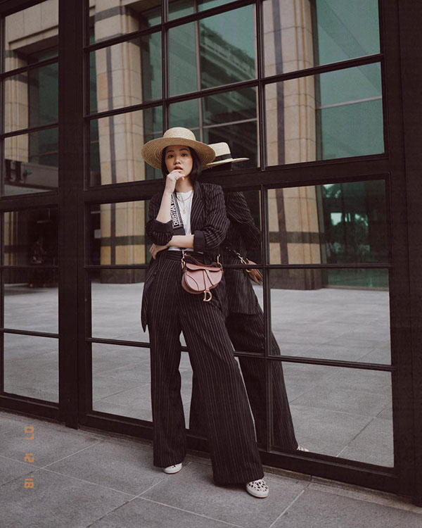 Thuộc lòng 4 công thức diện đồ sau là các nàng đã chinh phục thành công phong cách tối giản