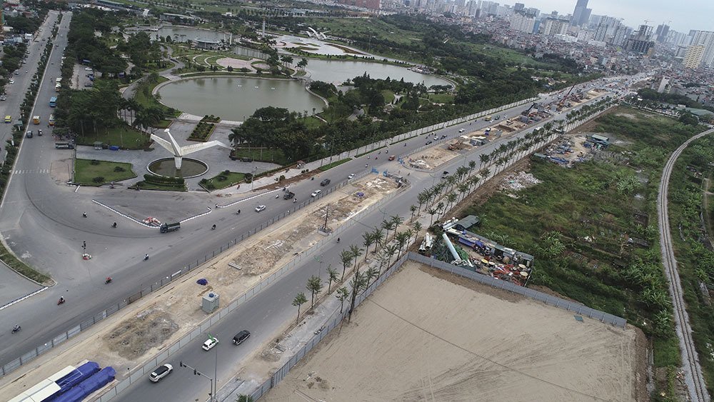 Video ảnh Hà Nội: Đường nghìn tỷ khác lạ sau 1 năm khai tử hàng cổ thụ