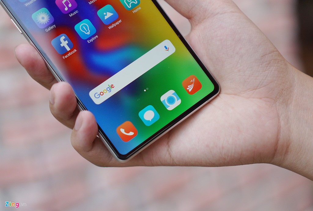 Chuyên gia công nghệ khen, chê gì Bphone 3?