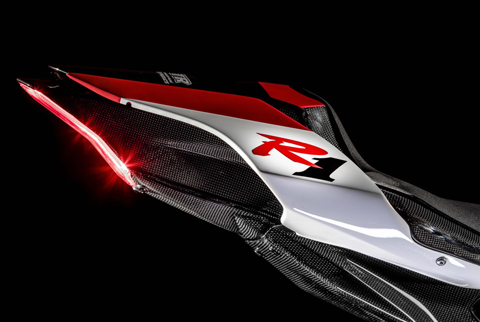 Yamaha YZF-R1 GYTR bản kỷ niệm cực đẹp ra mắt, chỉ bán 20 chiếc