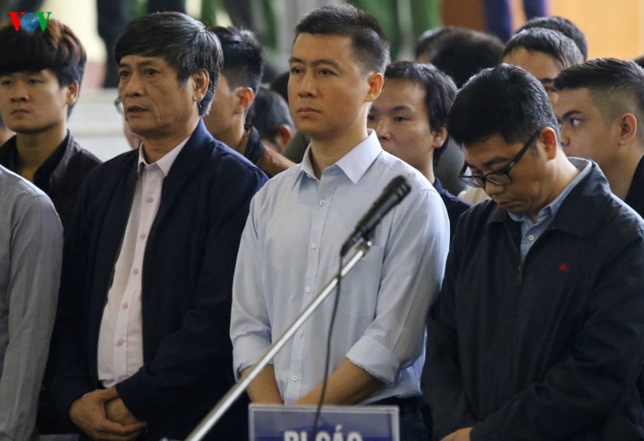 Vụ đánh bạc nghìn tỷ: Các tình tiết đáng lưu ý trong ngày đầu xét xử