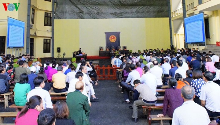 Vụ đánh bạc nghìn tỷ: Các tình tiết đáng lưu ý trong ngày đầu xét xử