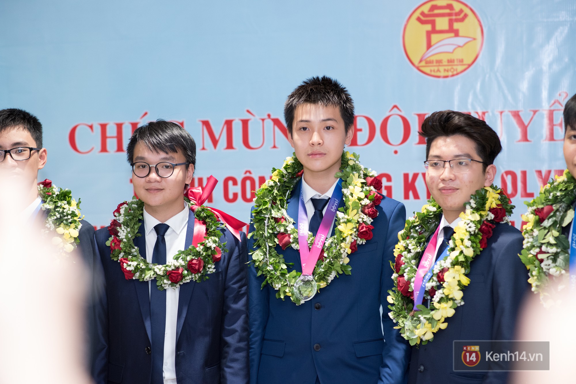 Nam sinh 2002 đẹp trai như nam thần, giành HCB Olympic Thiên văn học Quốc tế: Mê chơi LOL, đang tập gym để có 6 múi