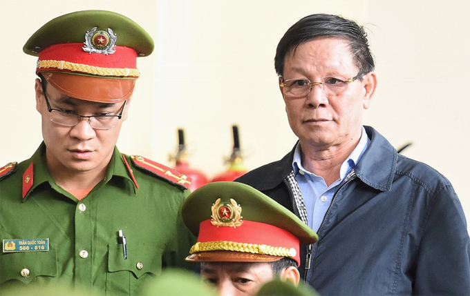 Sắc thái khi hầu tòa của bị cáo trong vụ án ông Phan Văn Vĩnh