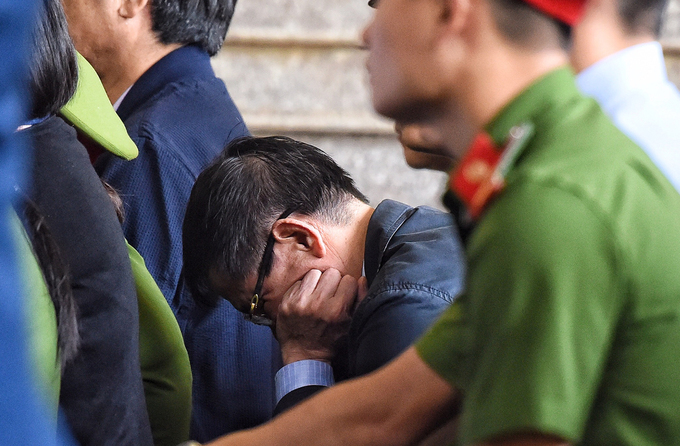 Sắc thái khi hầu tòa của bị cáo trong vụ án ông Phan Văn Vĩnh