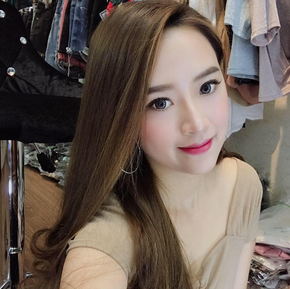 Đáng yêu nổ MXH: Cô bé 3 tuổi khóc lóc gọi điện cầu cứu ông nội vì bị bố trêu đến không ngủ được!