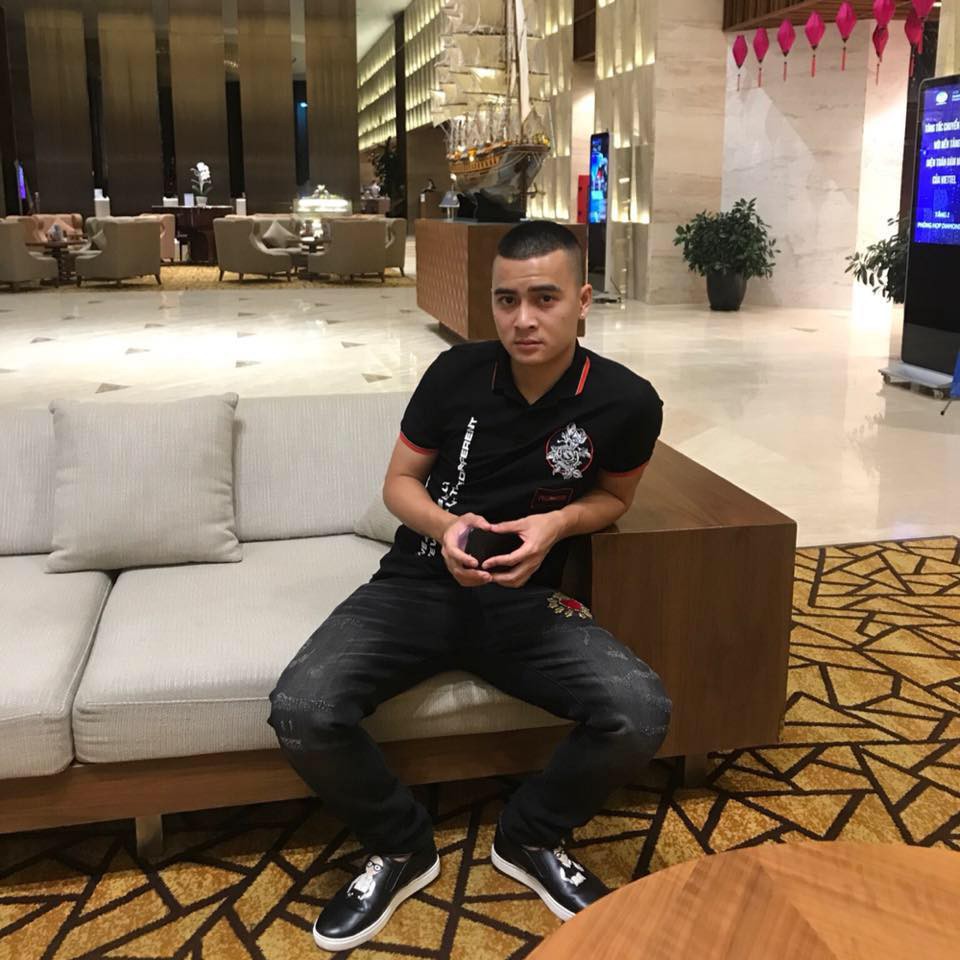 Đáng yêu nổ MXH: Cô bé 3 tuổi khóc lóc gọi điện cầu cứu ông nội vì bị bố trêu đến không ngủ được!