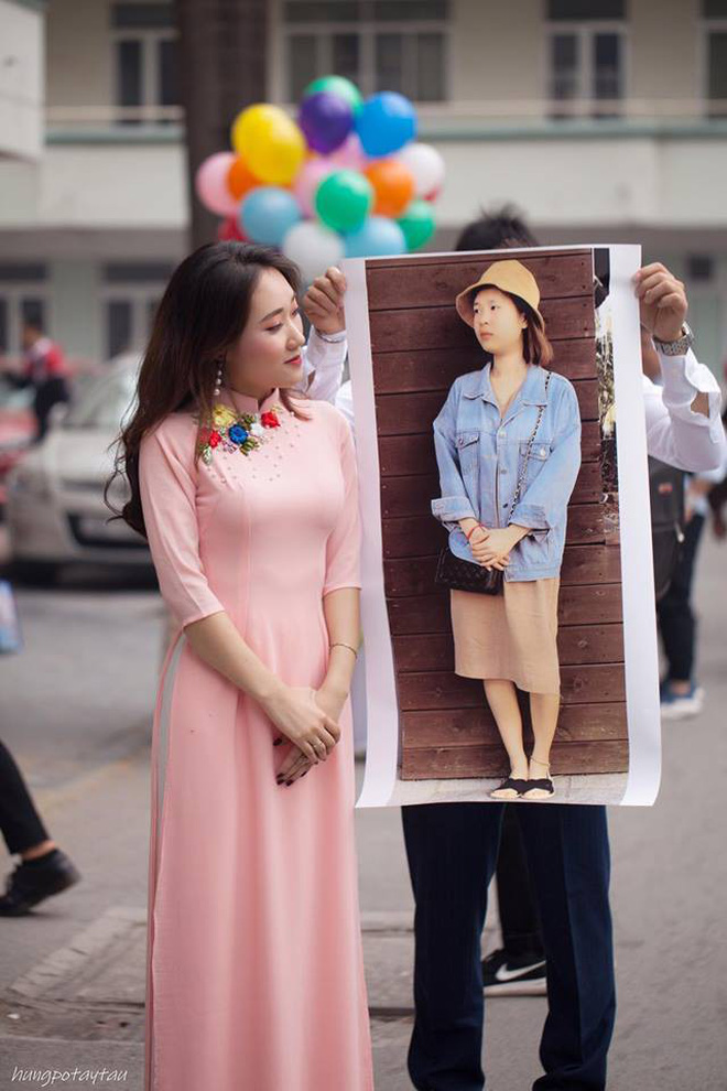 Đội sổ môn... cầu lông, nữ sinh bị lũ bạn troll tặng băng rôn đề danh hiệu Hoa hậu thể chất