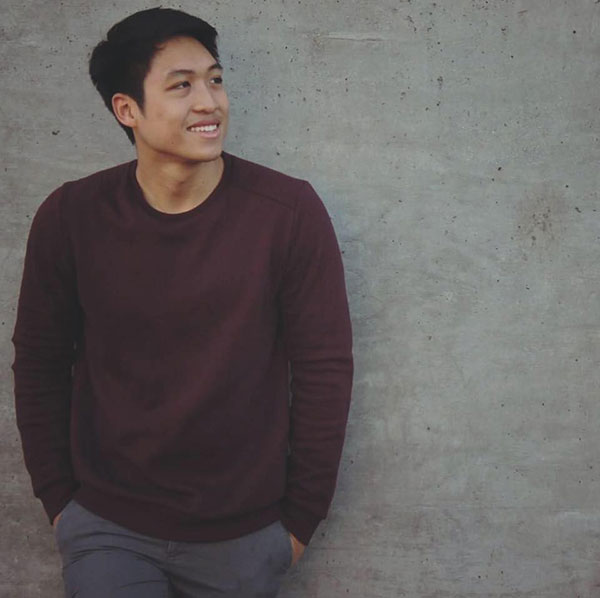 Chân dung chàng quý tử vừa tròn 21 tuổi của Hồng Vân: Cao 1m80, từ nhỏ đã có niềm đam mê lớn với nghệ thuật!