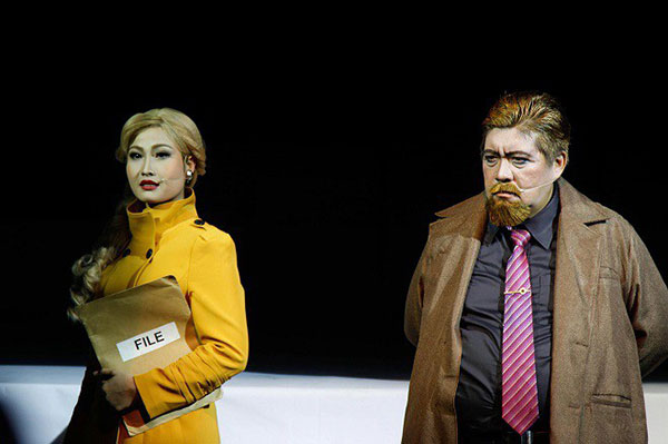 NSƯT Minh Vương bị ném đá vì hát nhép trong vở diễn đạt huy chương vàng và sự thật đau lòng