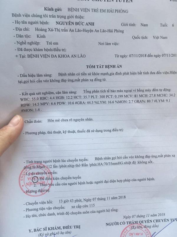 Bé trai bị bỏ rơi từ lúc biết bò, 7 năm vẫn chờ mẹ giờ bị tai nạn nguy kịch