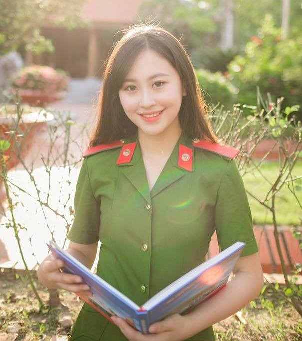 Hoa khôi Imiss Thăng Long là nữ sinh cảnh sát 20 tuổi, cao 1,72 m