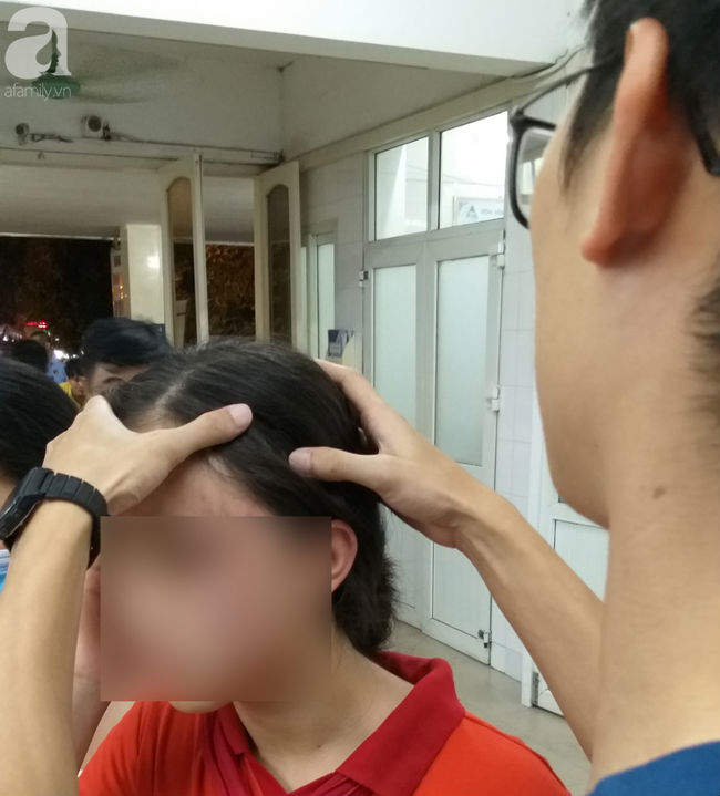 Hà Nội: Nữ sinh lớp 9 tố bị vợ hai của bố đập đầu, đánh tới mức phải nhập viện