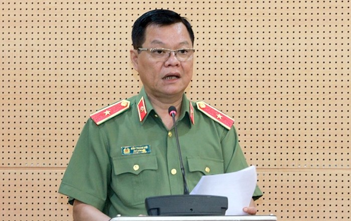 Bộ trưởng Tô Lâm và tướng Công an nói gì về đề xuất tù tại gia?