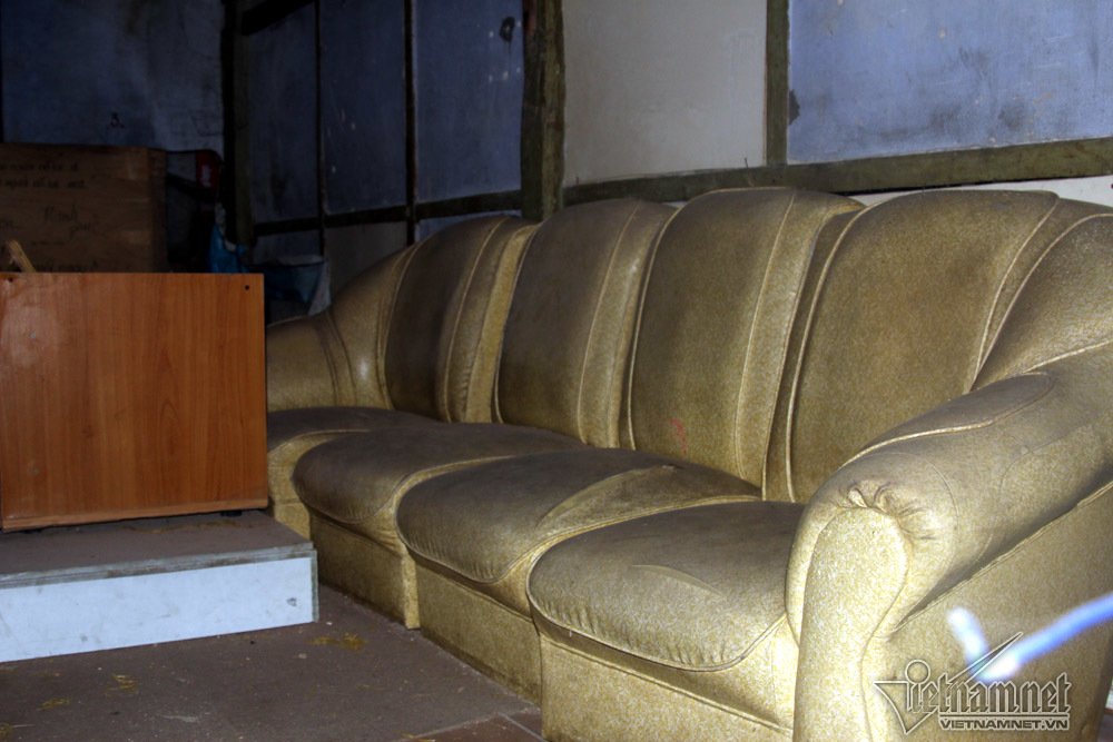 Video ảnh Cảnh xập xệ nhà khách tỉnh ủy Lai Châu giữa đất vàng thủ đô