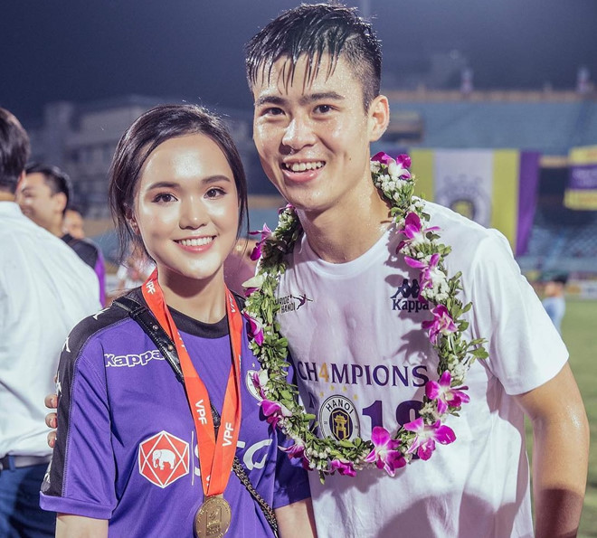 Bạn gái cầu thủ dự AFF Cup: Từ xinh đẹp, dịu dàng đến gợi cảm, cá tính