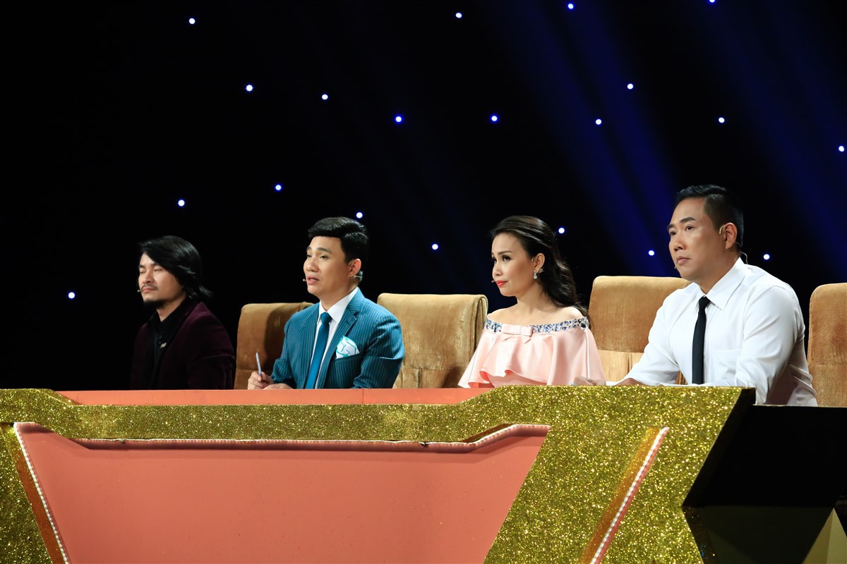 Cẩm Ly bị nhận xét là quá khắt khe khi chê mạnh học trò cũ