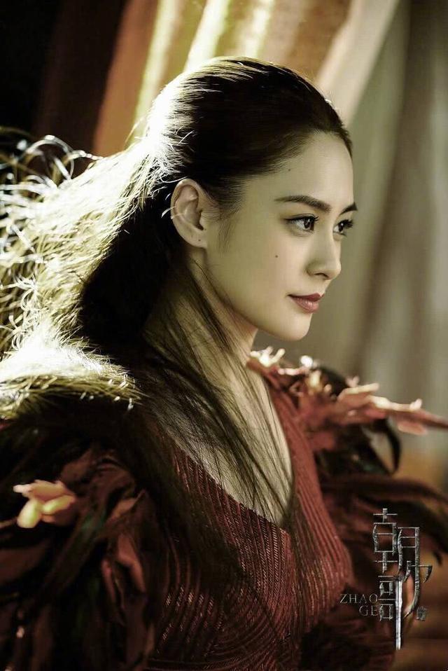 Không những là Đát Kỷ xấu nhất lịch sử Hoa Ngữ, Ngô Cẩn Ngôn còn bị chê có nhan sắc tệ nhất Triều ca