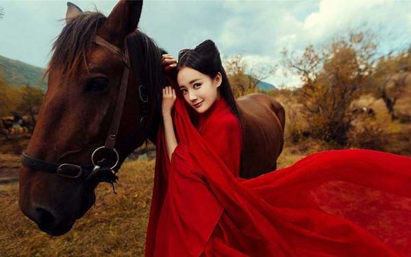 Không những là Đát Kỷ xấu nhất lịch sử Hoa Ngữ, Ngô Cẩn Ngôn còn bị chê có nhan sắc tệ nhất Triều ca