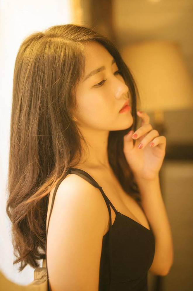 Kiều Trinh Xíu lột xác ngoạn mục từ hình tượng gái ngoan dịu dàng đến sexy hết nấc