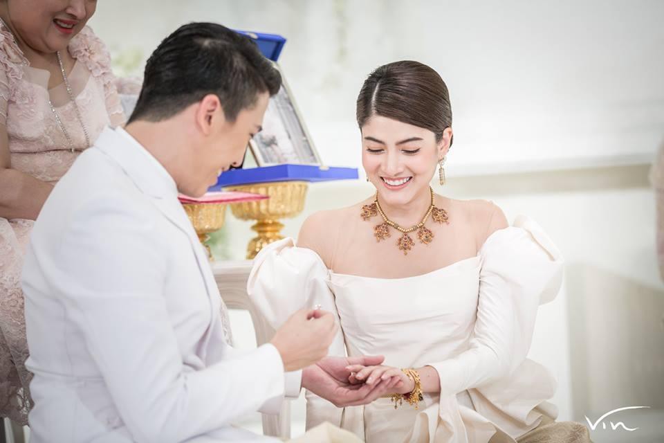 Minh tinh Thái lấy chồng siêu giàu: Người được cung phụng như bà hoàng, kẻ lấy bố của bạn, ly hôn trong thị phi