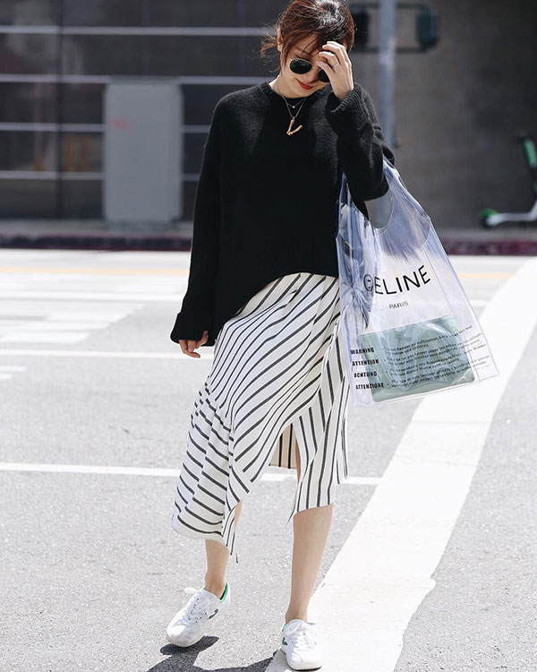 Muốn trông sang - xịn - mịn khi mặc áo len tối màu, các nàng hãy nhớ 3 tips diện đồ sau