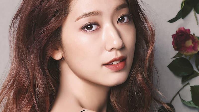 Nhìn những hình ảnh kinh hoàng này, chị em có cân nhắc lại về quyết định cắt mí mắt không?