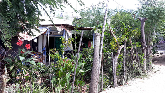 Bắt gã đàn ông nhiều lần hiếp dâm con riêng 5 tuổi của vợ