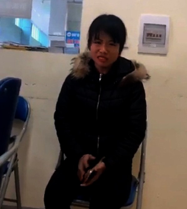 Rao bán iPhone 6 trên Facebook được 3 người hỏi mua, nữ quái liền đóng 3 cục gạch gửi đi cho khách