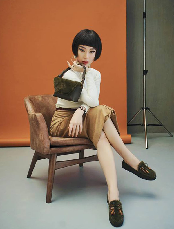 Phối đồ cùng 3 xu hướng màu sắc được sao Việt ưa chuộng