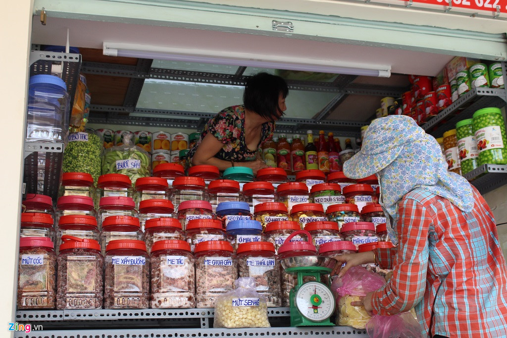 Video ảnh: Tiểu thương chợ Bình Tây trở lại bán sau 2 năm sửa chữa