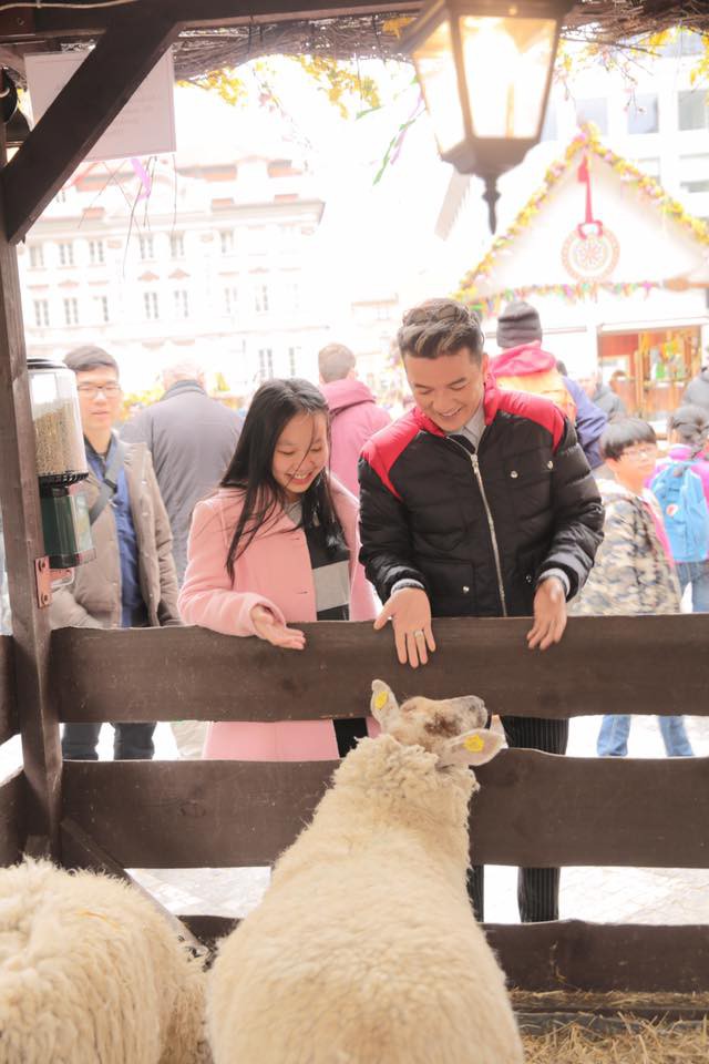 Thân thế con gái nuôi vừa tròn 18 tuổi của Đàm Vĩnh Hưng