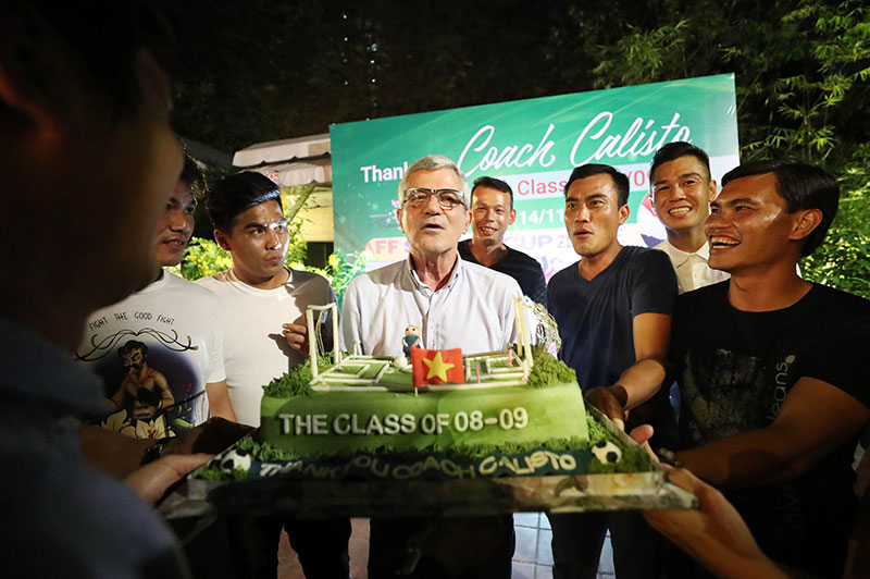 HLV Calisto hội ngộ thế hệ vô địch AFF Cup 2008