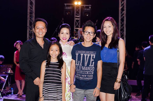 Các cậu quý tử của sao Việt ngày ấy – bây giờ: Người điển trai chững chạc, người cực tài năng