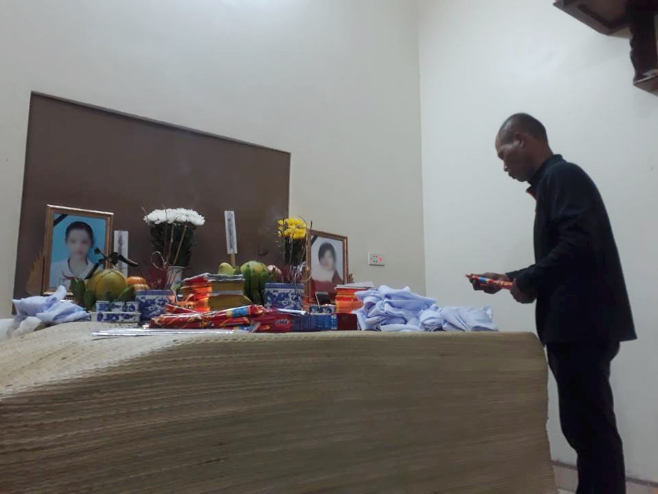 Chồng mất cả vợ lẫn con trong vụ xe container lật ở Ba Vì: Gia đình không ai biết tin cho đến khi đọc báo