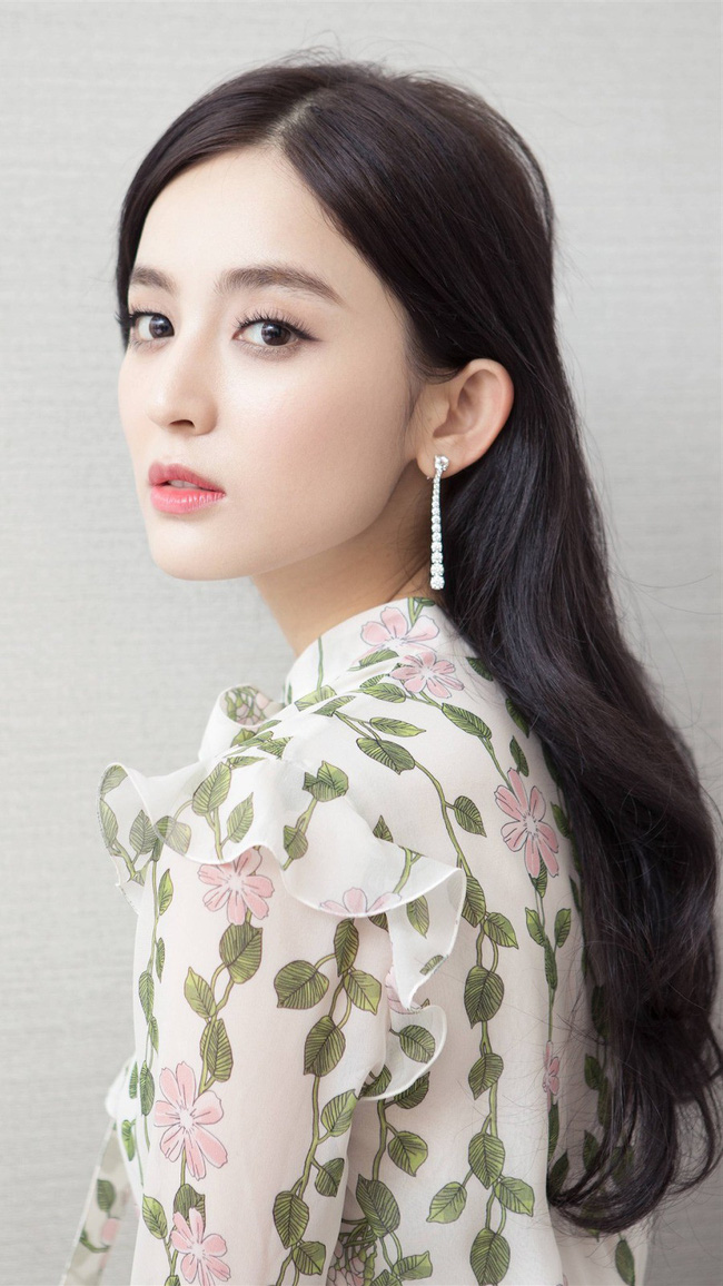 Người phụ nữ sở hữu 4 đặc điểm này sinh ra đã hơn người, số kiếp định sẵn phú quý, vượng phu, ích tử