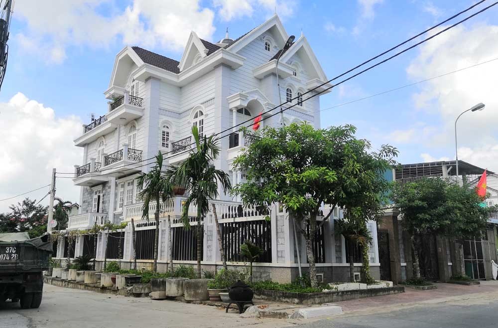 Xã 1.000 tỷ phú: Bậc nhất xứ Nghệ, biệt thự hàng ngàn, ô tô nhiều vô kể