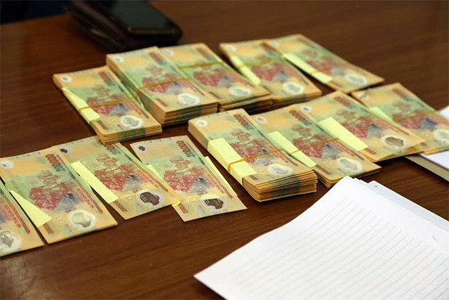 Ngân hàng Nhà nước muốn có nghị định mới để bảo vệ tiền Việt Nam