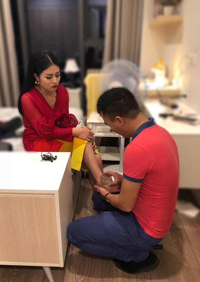 BTV Thời sự 19h Hữu Bằng bất ngờ lên tiếng chọc ngoáy về cô MC lục đục hôn nhân: Khi cô khoe hạnh phúc, tôi đã nghĩ cứ chờ xem được mấy hôm