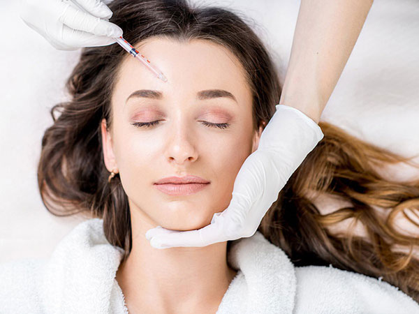 Một phụ nữ tử vong sau khi tiêm botox làm đẹp, chị em có ý định làm đừng bỏ qua điều này