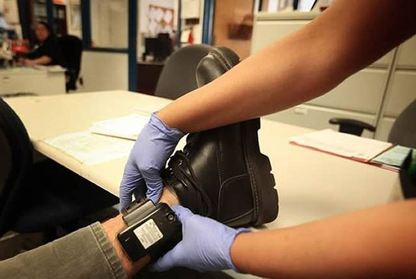 Tù tại gia được áp dụng như thế nào trên thế giới?