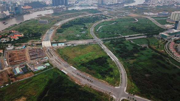 Ông Tất Thành Cang vi phạm gì vụ đất Phước Kiển và 4 tuyến đường Thủ Thiêm?