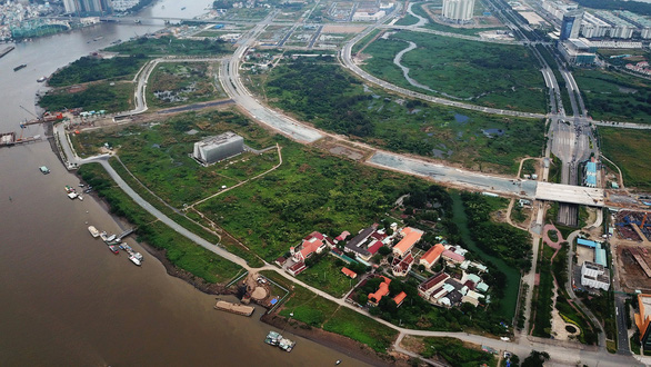 Ông Tất Thành Cang vi phạm gì vụ đất Phước Kiển và 4 tuyến đường Thủ Thiêm?