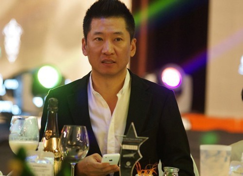 Không hề nghèo khó, Nhĩ Khang Châu Kiệt hạnh phúc với cuộc sống làm nông dân trồng lúa Không hề nghèo khó, Nhĩ Khang Châu Kiệt hạnh phúc với cuộc sống làm nông dân trồng lúa