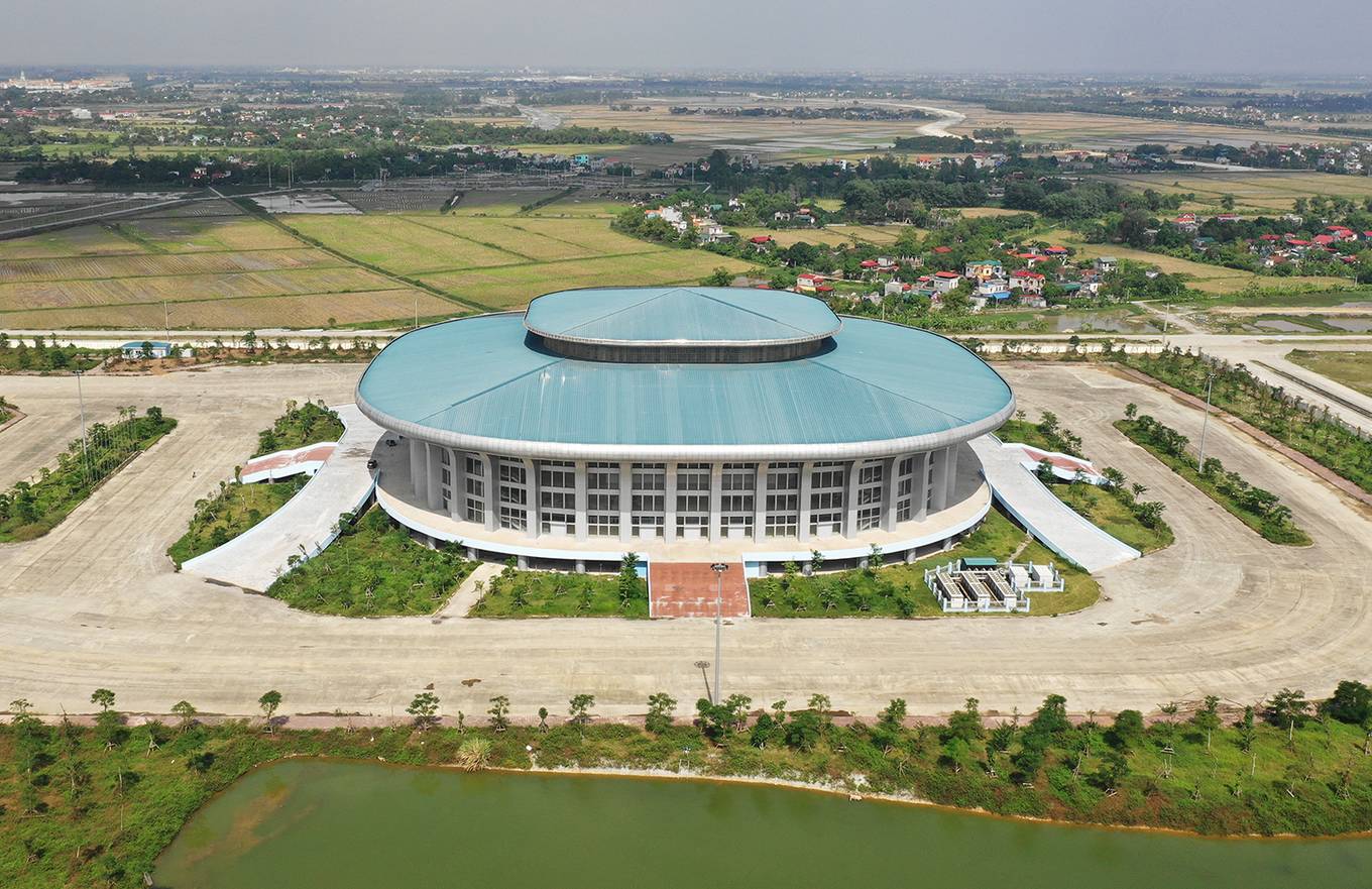 Nhà thi đấu hơn 1.000 tỷ đồng hoạt động cầm chừng